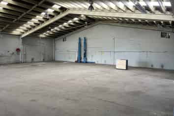 Versatile Industrial Facility 