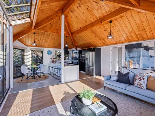 212 Norman Lesser Drive, Saint Johns