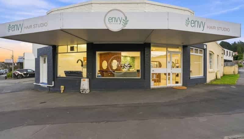 282 Kaikorai Valley Road, Bradford
