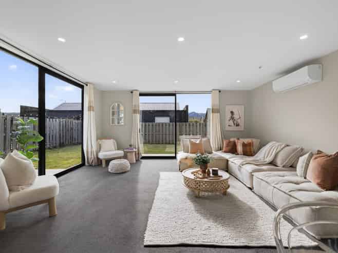 16 Lorne Street, Bridesdale, Lake Hayes Estate