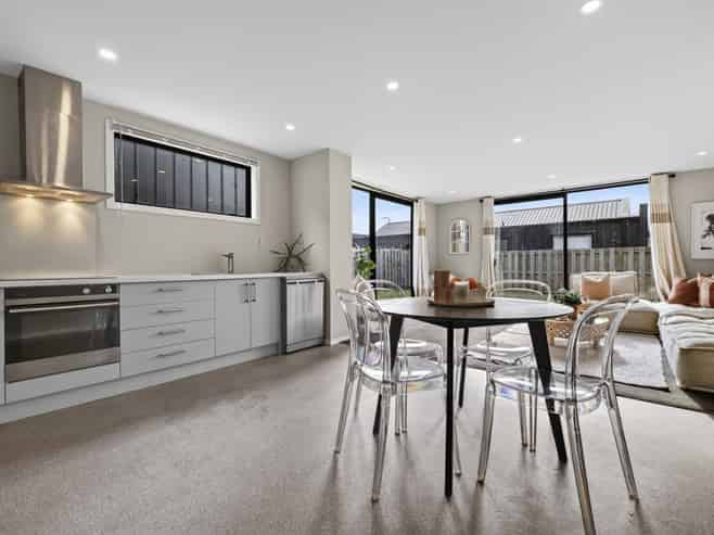 16 Lorne Street, Bridesdale, Lake Hayes Estate
