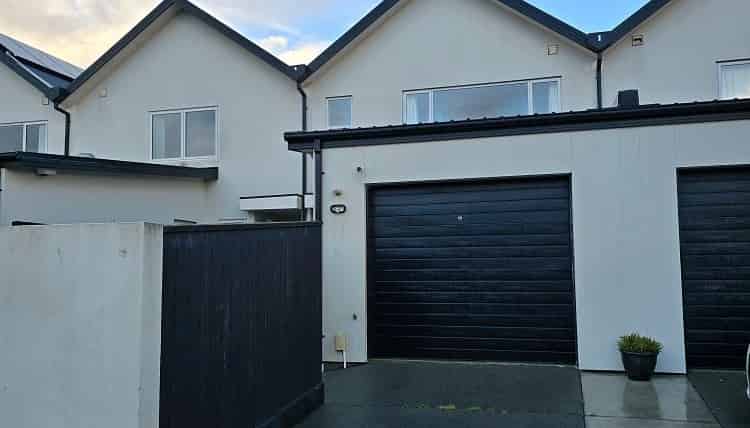 17 Albert Sheppard Close, Yaldhurst