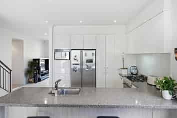 4 Vittoria Terrace, Flat Bush
