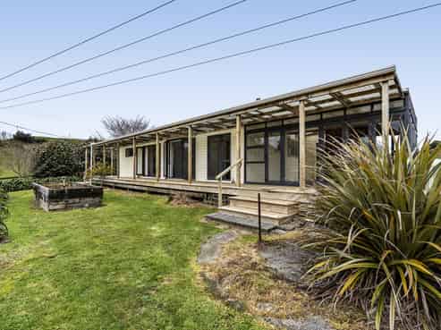 1234 Richmond Road, Everett Park