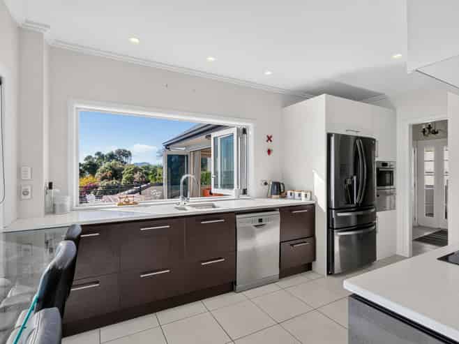 128 Princes Drive, Britannia Heights