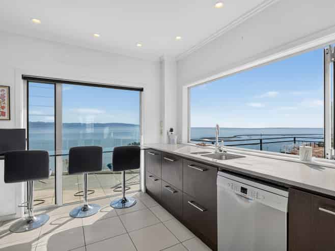 128 Princes Drive, Britannia Heights