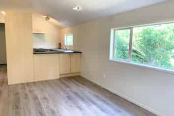 23R Hendry Avenue, Hillsborough