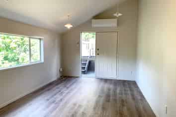 23R Hendry Avenue, Hillsborough
