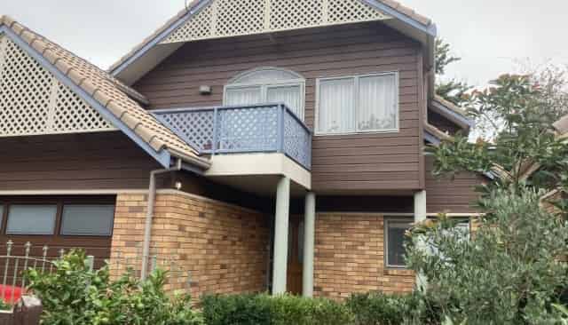 72 Memorial Drive, Hamilton East