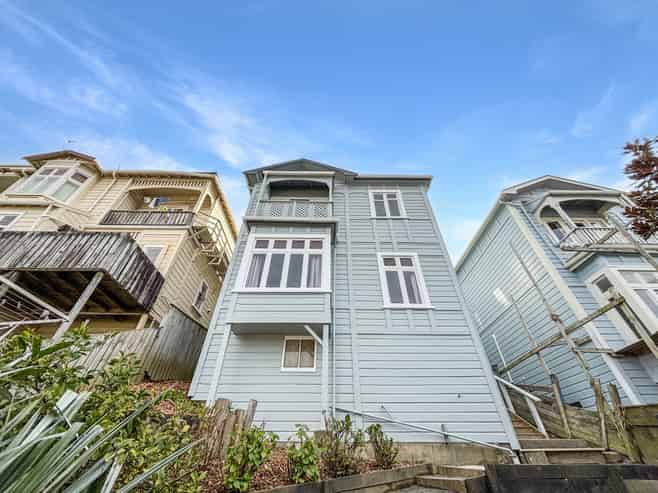 1/14 Kenwyn Terrace, Newtown