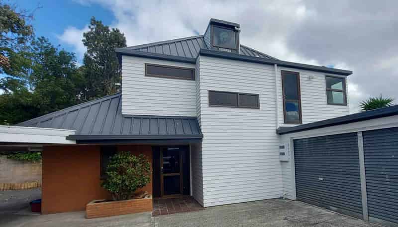 82 Anzac Road, Morningside