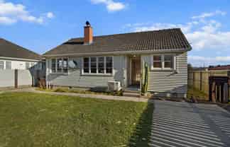 16 Beach Road, Hampstead