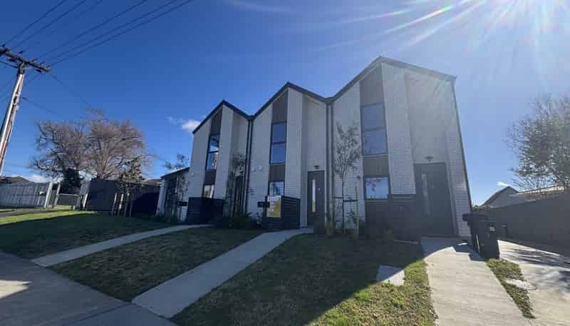 22B Lancaster Road, Beach Haven