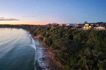 236 Vipond Road, Stanmore Bay