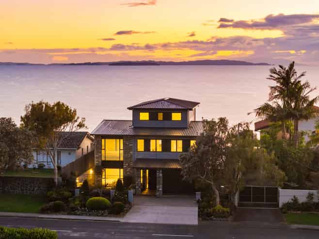 236 Vipond Road, Stanmore Bay