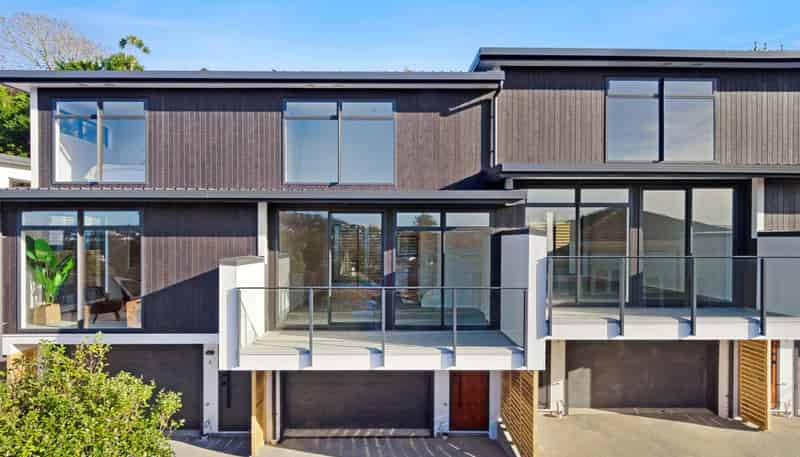 7/37  Woodland Road , Johnsonville