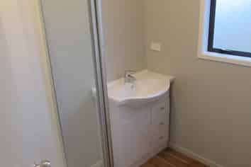 80 a Triangle Road, Massey
