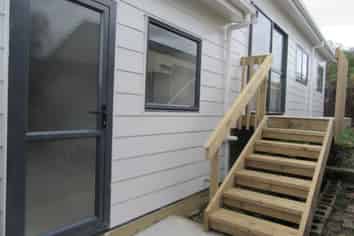 80 a Triangle Road, Massey
