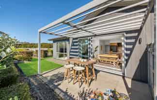 24 Marine Garden Crescent, Beachlands