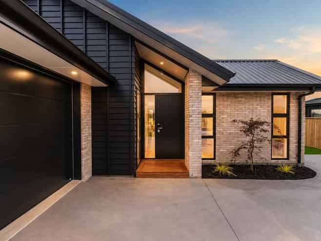 4 Nau Mai Road, Clevedon