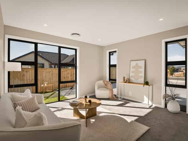 4 Nau Mai Road, Clevedon
