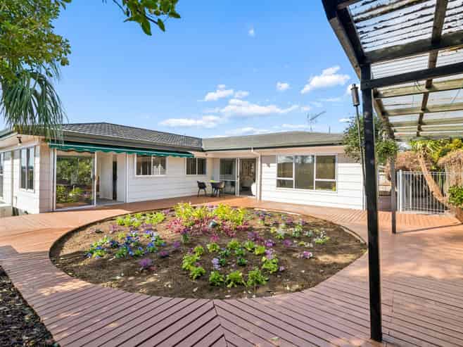 8 Sherie Place, Howick