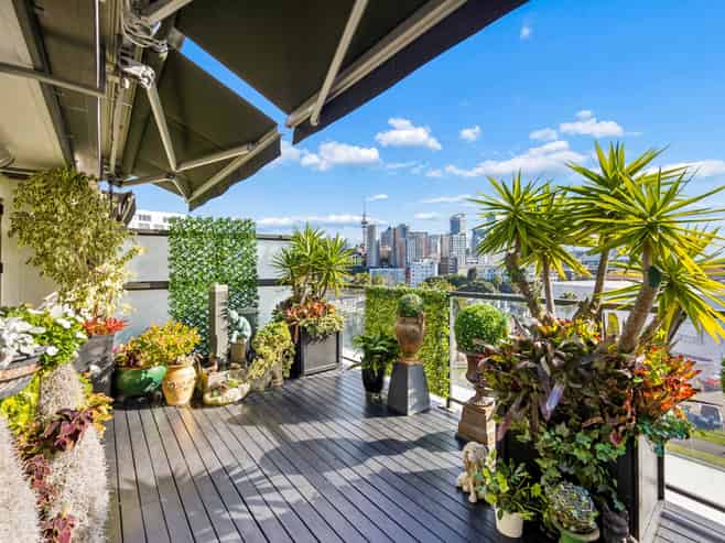 4B/10 Augustus Terrace, Parnell