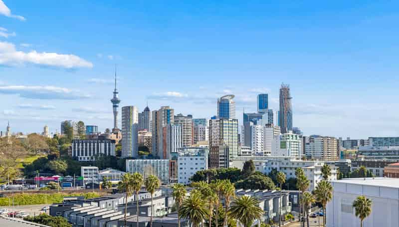 4B/10 Augustus Terrace, Parnell