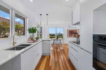 1/229 Glenfield Road,, Hillcrest