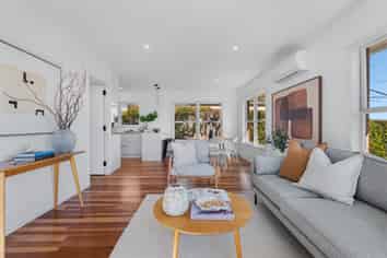 1/229 Glenfield Road,, Hillcrest