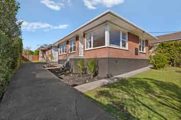 1/229 Glenfield Road,, Hillcrest