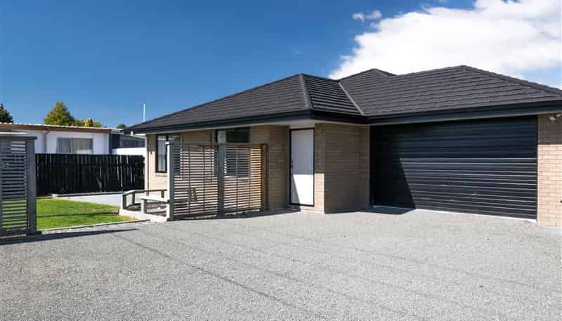 15B Mary Street, Redwoodtown