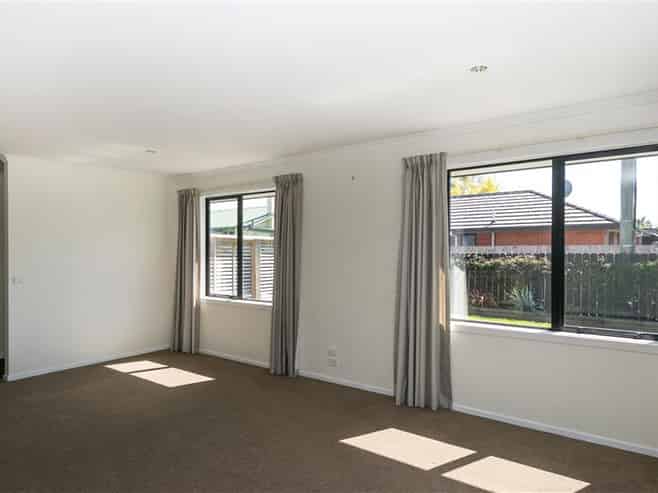 15B Mary Street, Redwoodtown