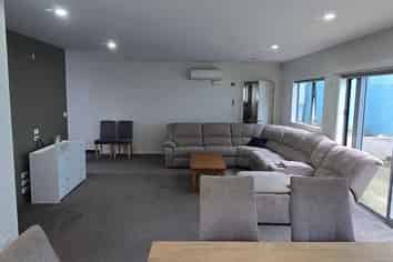 36B Mandalay Terrace, Khandallah