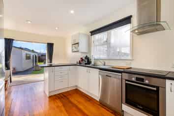 16 Byron Street, Trentham