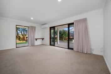 44A Sylvania Drive, Matua