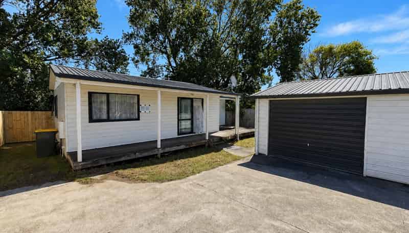 13A  Kudu Road, Otara