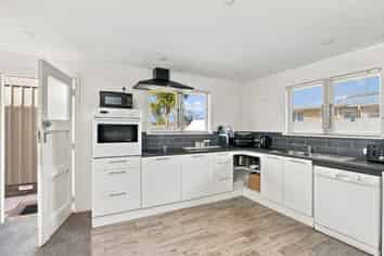 30A Collingwood Street, Judea