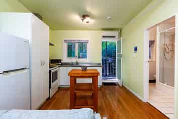 14/51 Adams Terrace, Kelburn