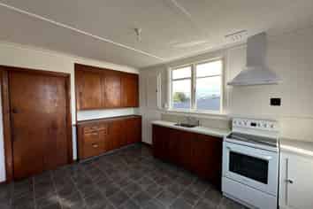 190 Taieri Road, Kaikorai