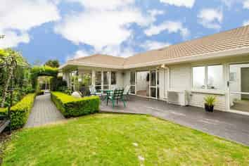 8 Taiko Court, Northpark