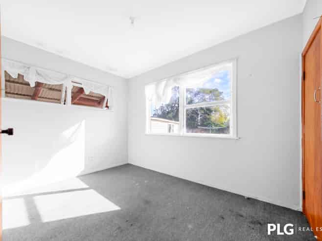 156 Hall Avenue, Favona