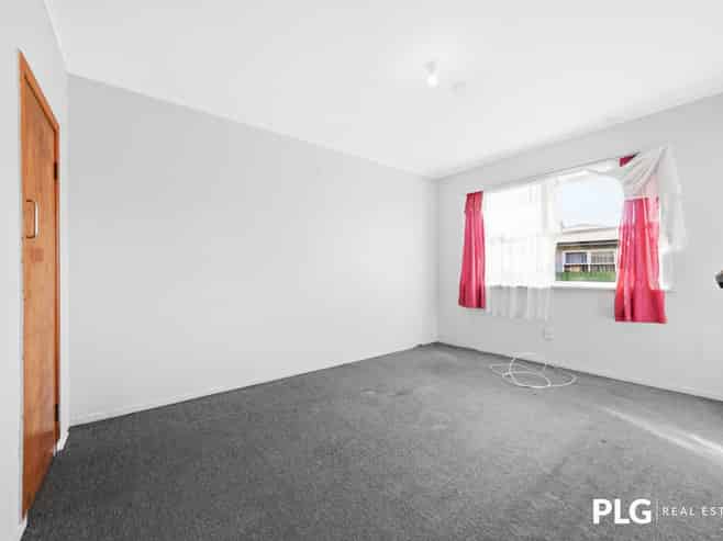 156 Hall Avenue, Favona