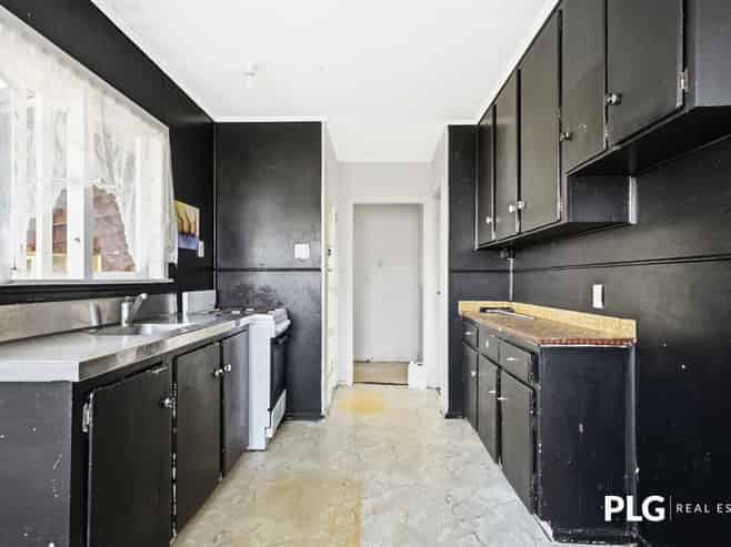 156 Hall Avenue, Favona