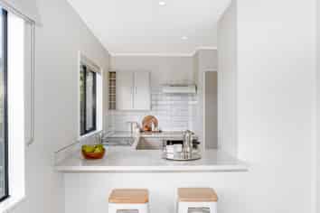 64 Balfour Street, Mornington