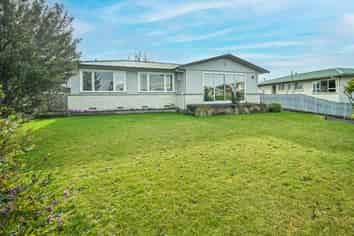 104 Ballantyne Street, Frimley
