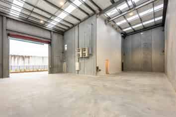 Vacant & High Quality Industrial