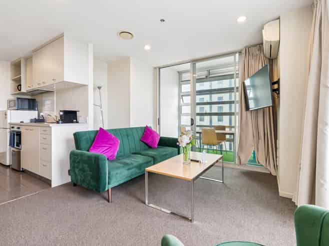 503/17 Amersham Way, Manukau
