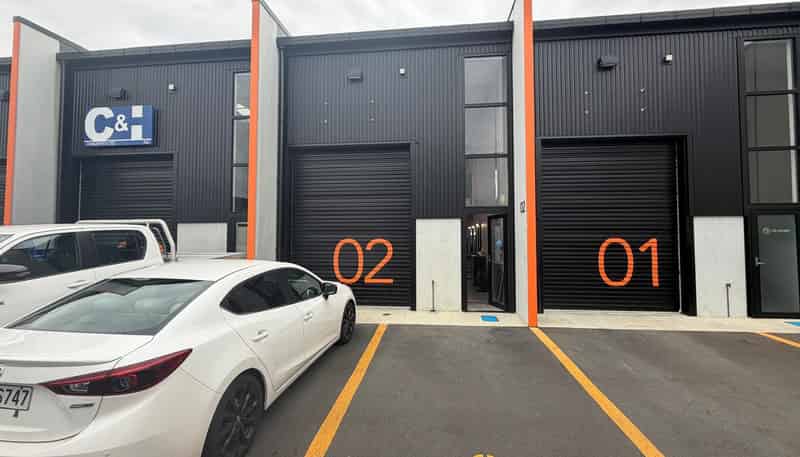 2/90 Hobsonville Road, Hobsonville