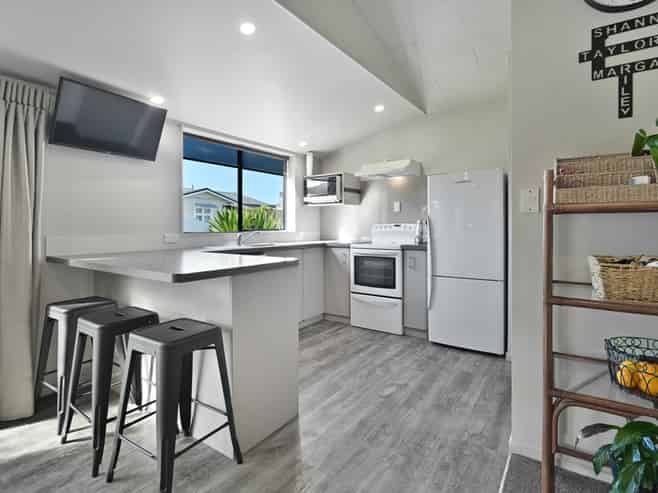 1014A Tomoana Road, Mahora